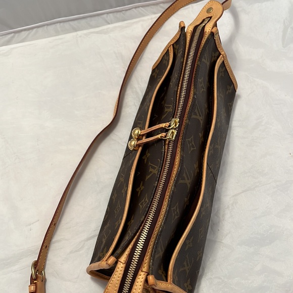 Louis Vuitton Popincourt Long crossbody bag - Picture 3 of 16